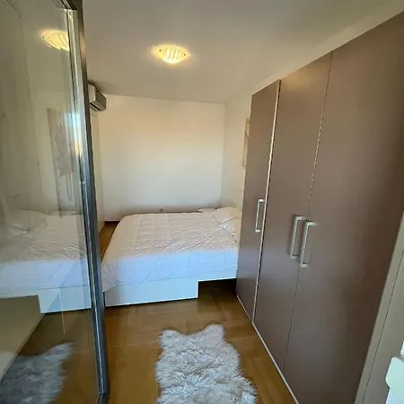 Luxury Rooftop דירה *